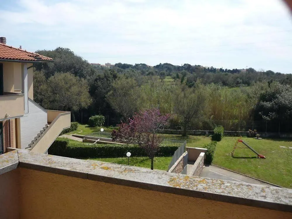 Apartment Villaggio Mietta Castiglioncello Italy